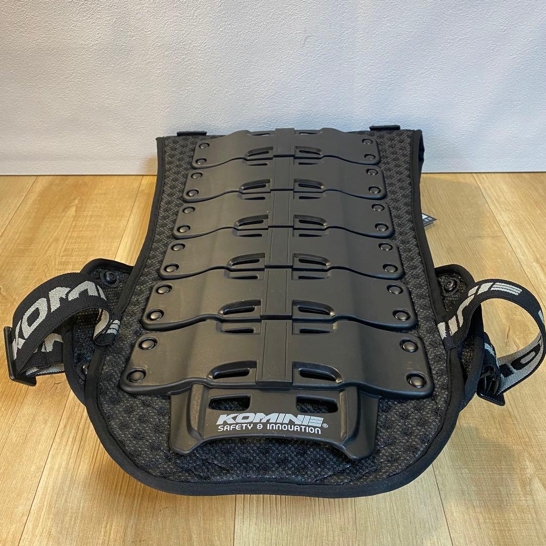 未使用　KOMINE SK-688 スプリームボディプロテクターＬサイズ