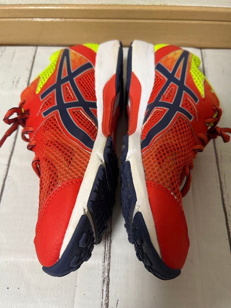 ASICS ランニングシューズ 運動靴　レッド/イエロー　赤　24.5
