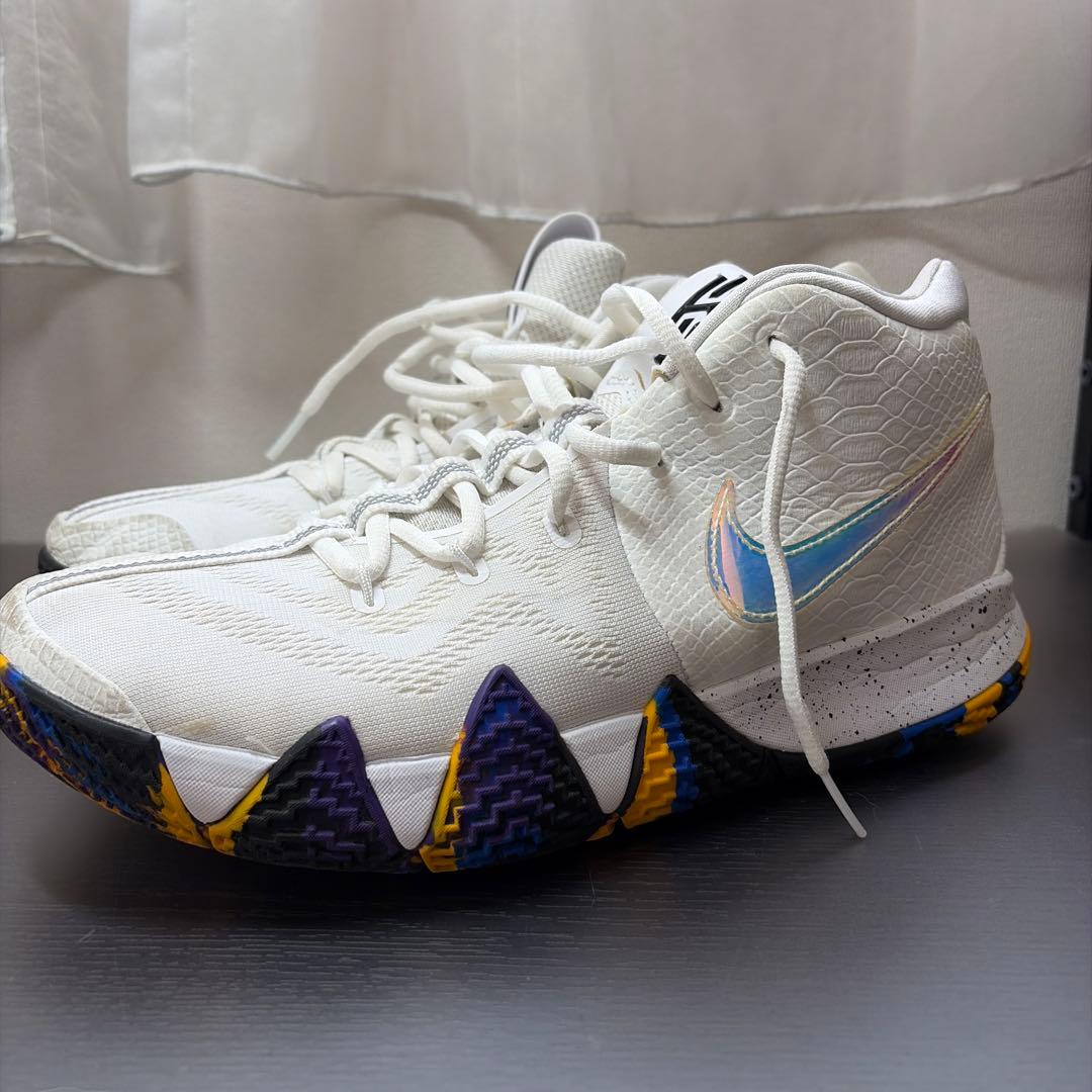 シューズ(男性用) Nike Kyrie 4 27.5cm