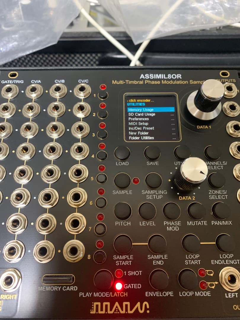鍵盤楽器 Rossum Electro-Music Assimil8or