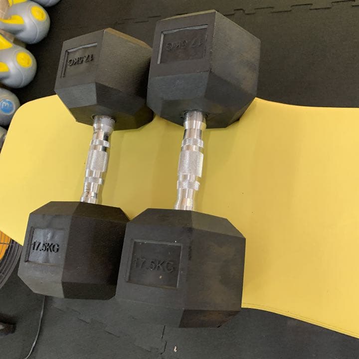 処分品 ラバーヘックスダンベル 17.5kg 2個