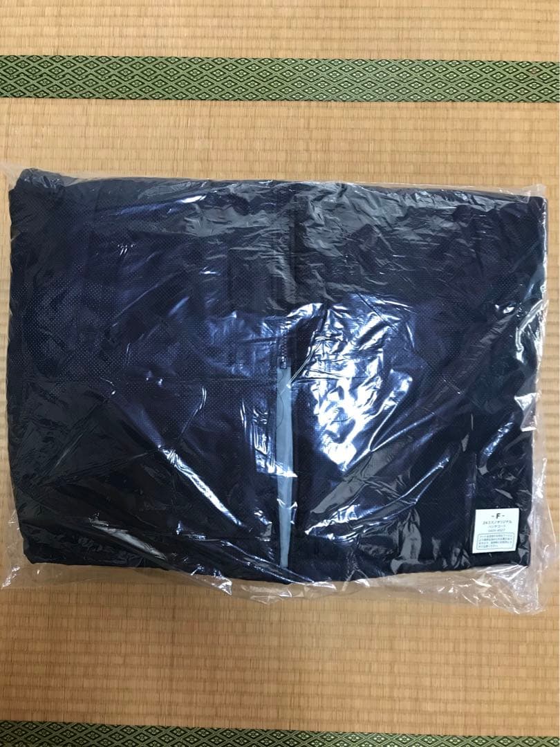 箱根駅伝第100回記念　ミズノベンチコート2着＋タオル2枚の4点セット