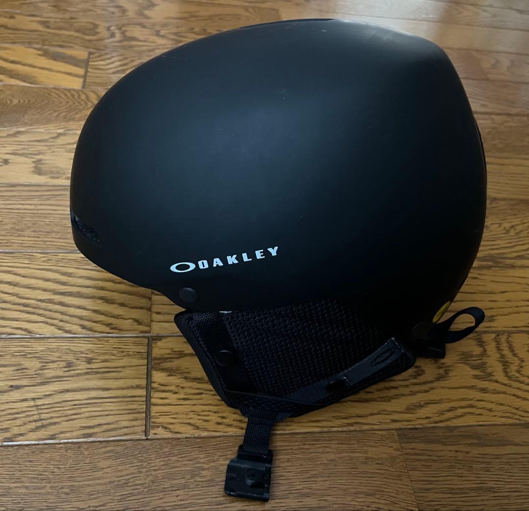 Oakley MOD1 proマットブラック ヘルメット