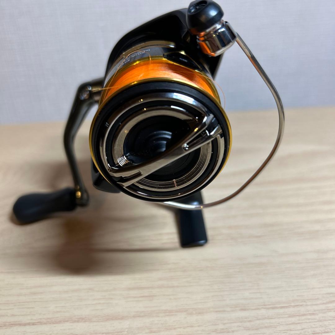 極美品　シマノ　22サハラ2500 リールスタンド
