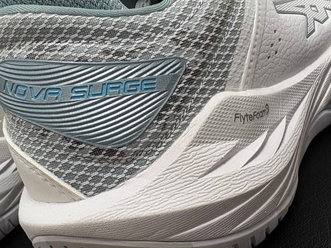 新品★26.5cm★ASICS NOVA SURGE LOW★バスケットシューズ