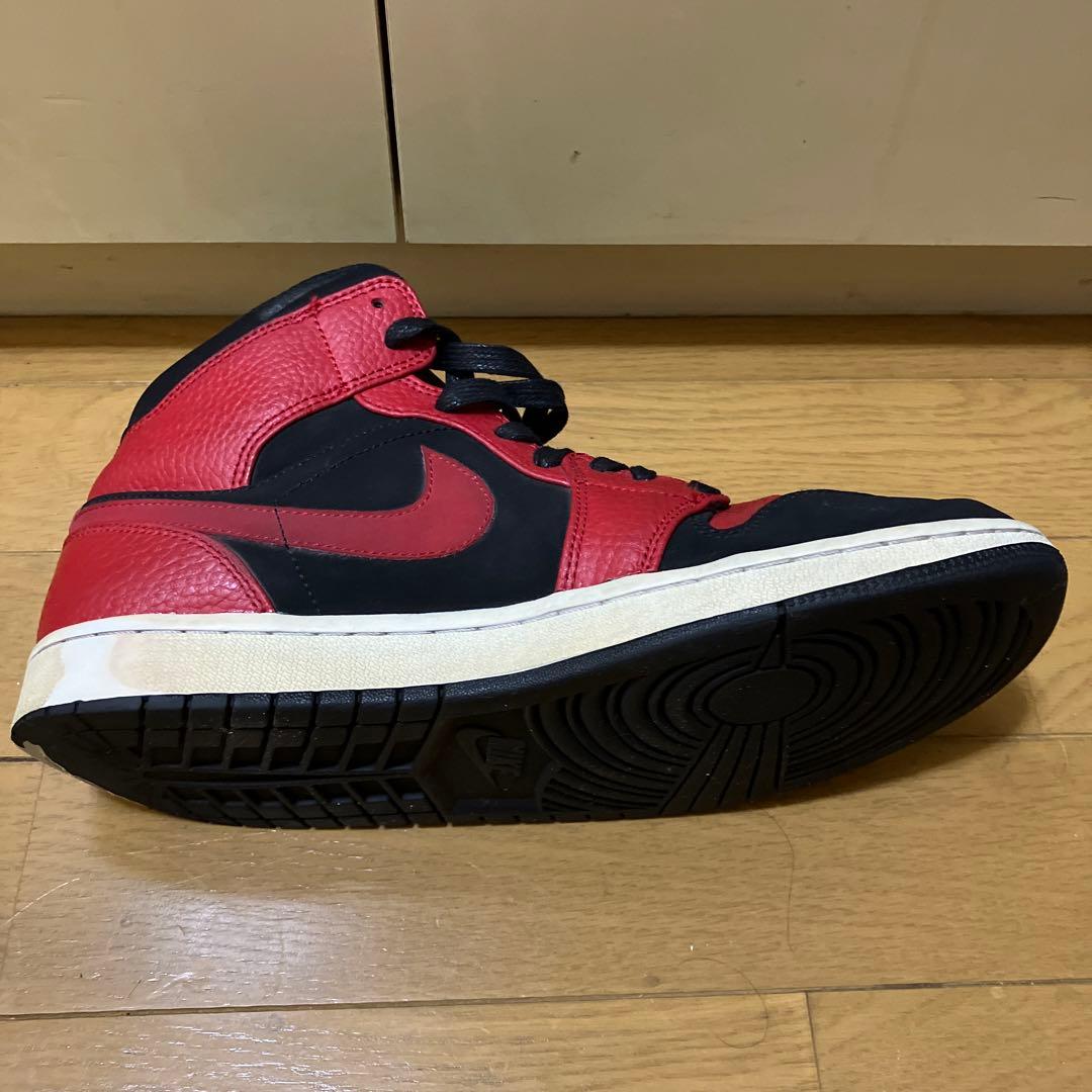 NIKE AIR ジョーダン1 赤黒白