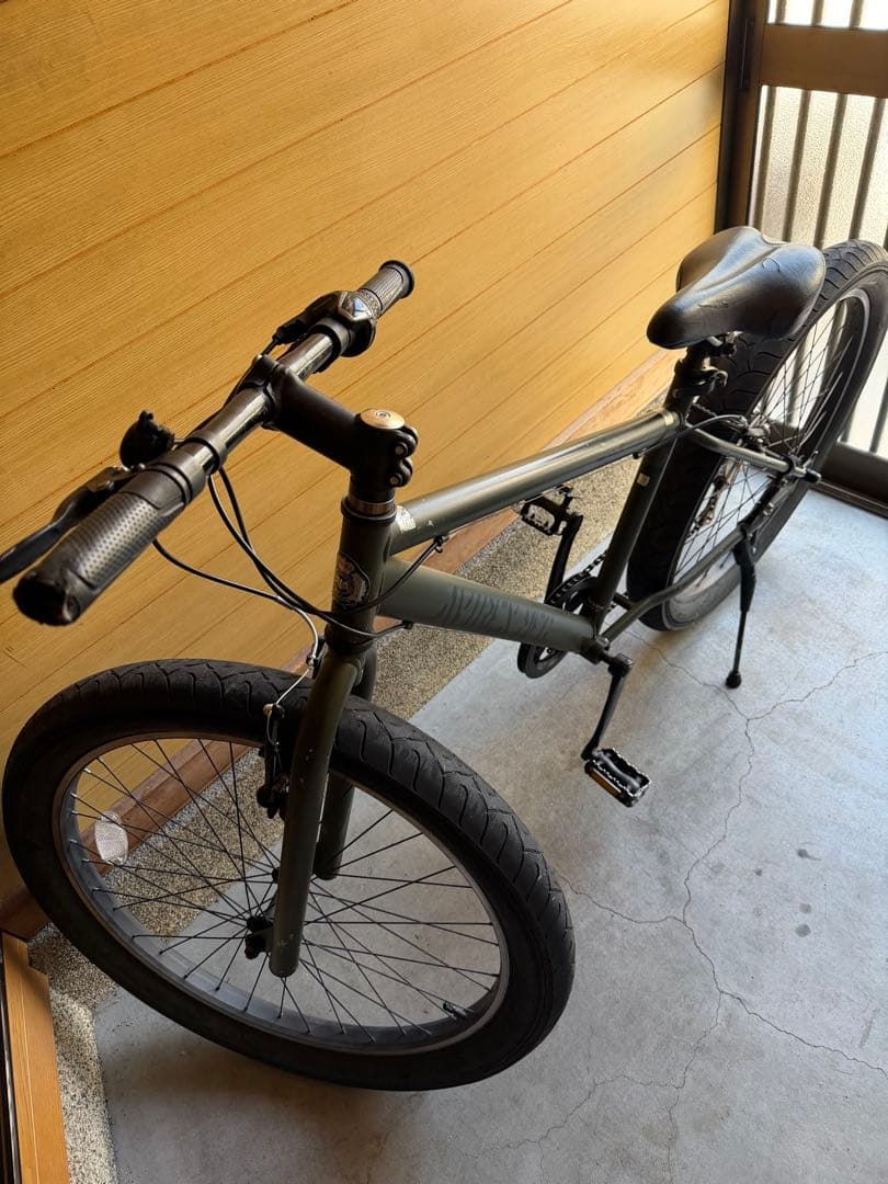 ファットバイクAVIREXのコラボモデルマウンテン引き取り限定