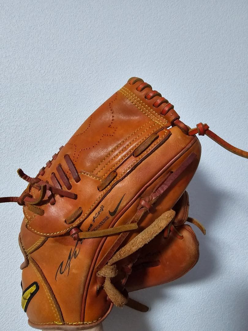 NIKE　野球グローブ(上原浩治モデル)