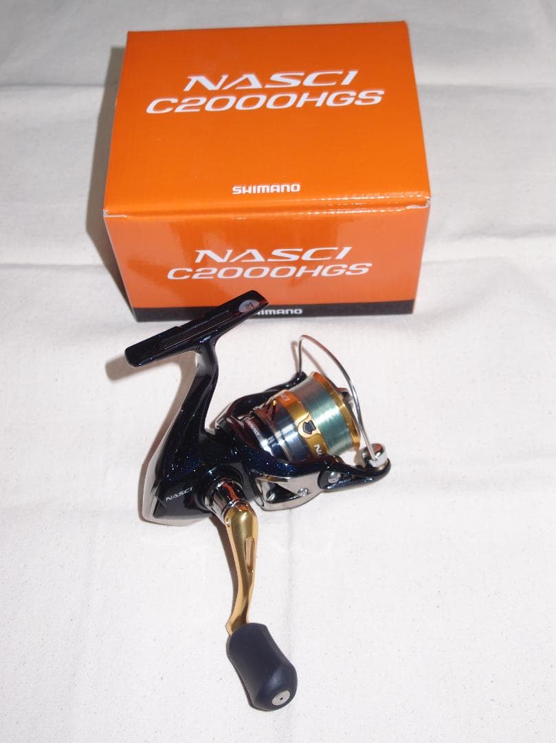 シマノ　１６ ナスキー C２０００HGS 超美品　実釣未使用品