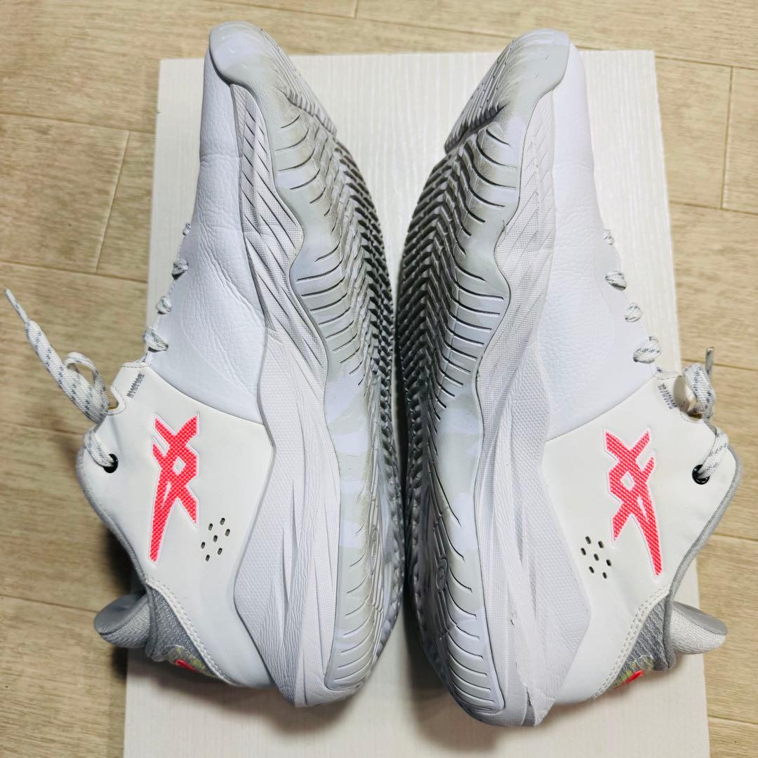 週末お値下げ中⭐︎NOVA SURGE LOW 28cm