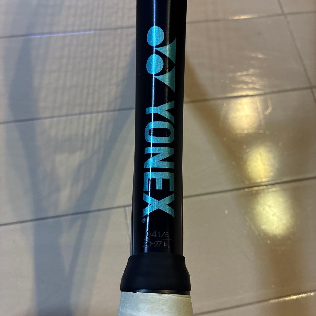 YONEX テニスラケット　EZONE100