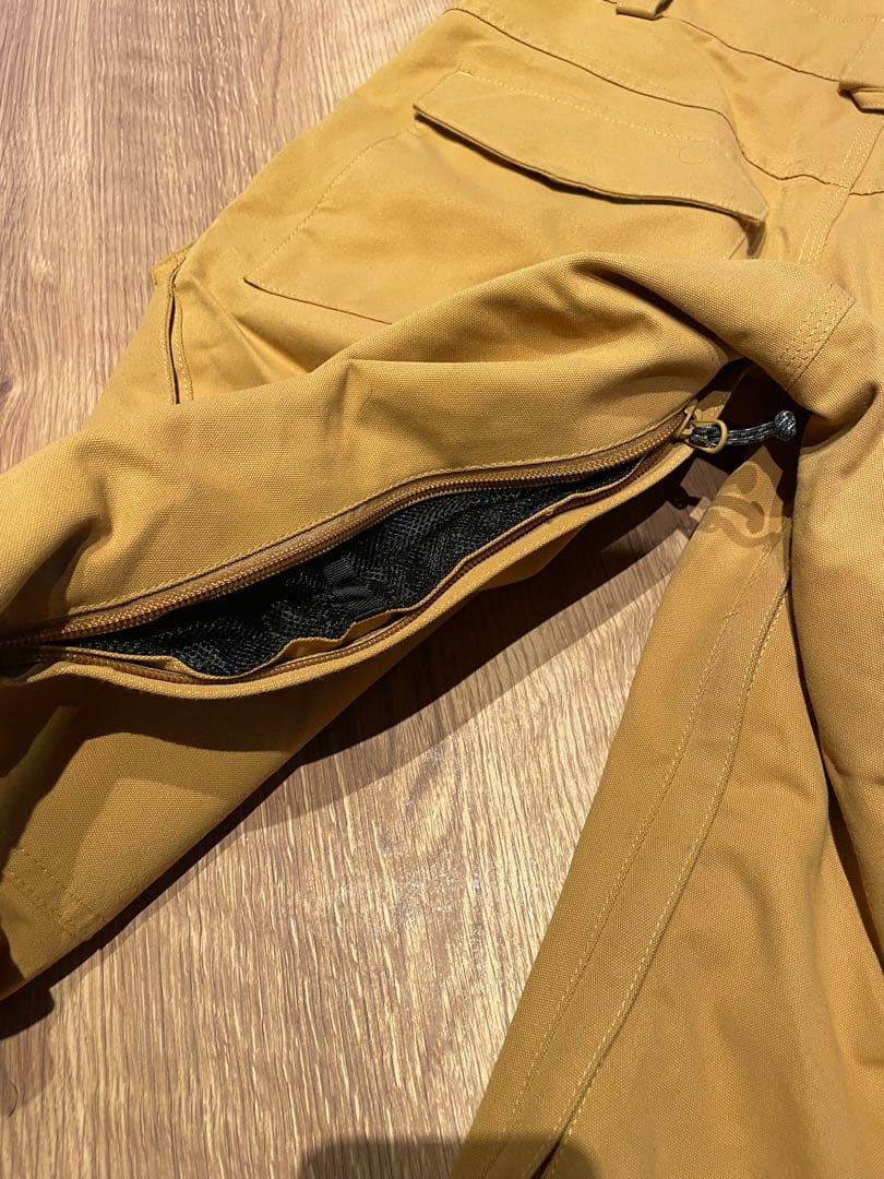 BURTON スノーボードウェア　オーバーオール