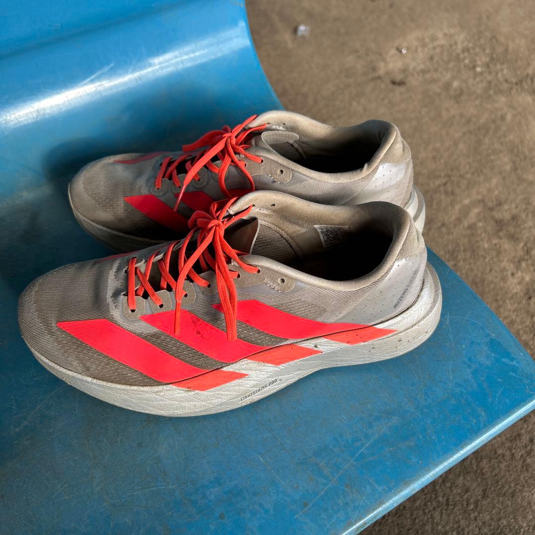 adidas エボSL