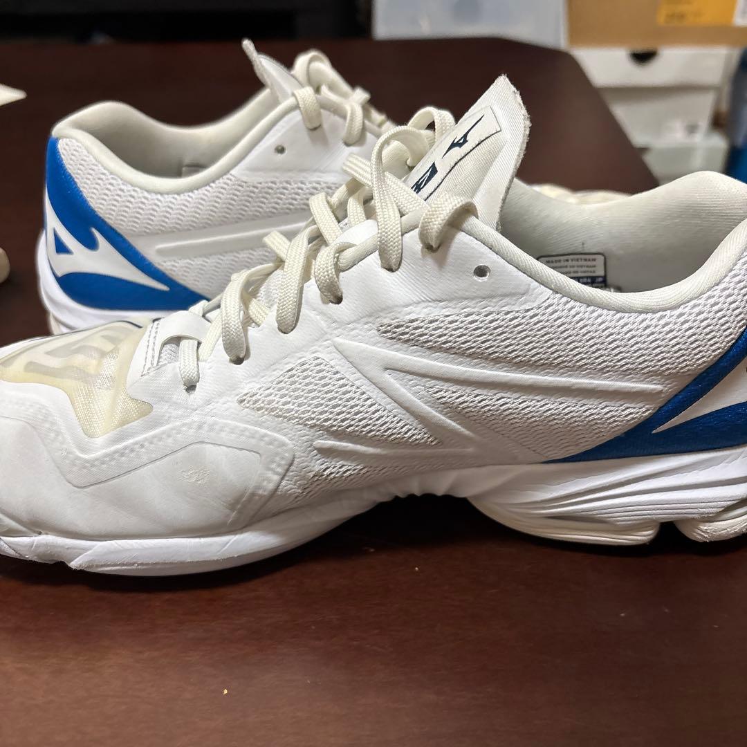 Mizuno Wave Lightning Z7ホワイト/ブルー