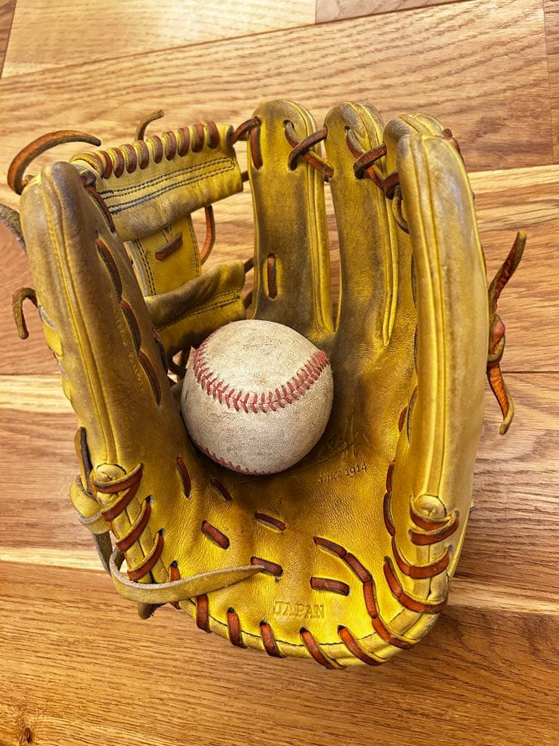 Wilson 硬式グローブ イエロー