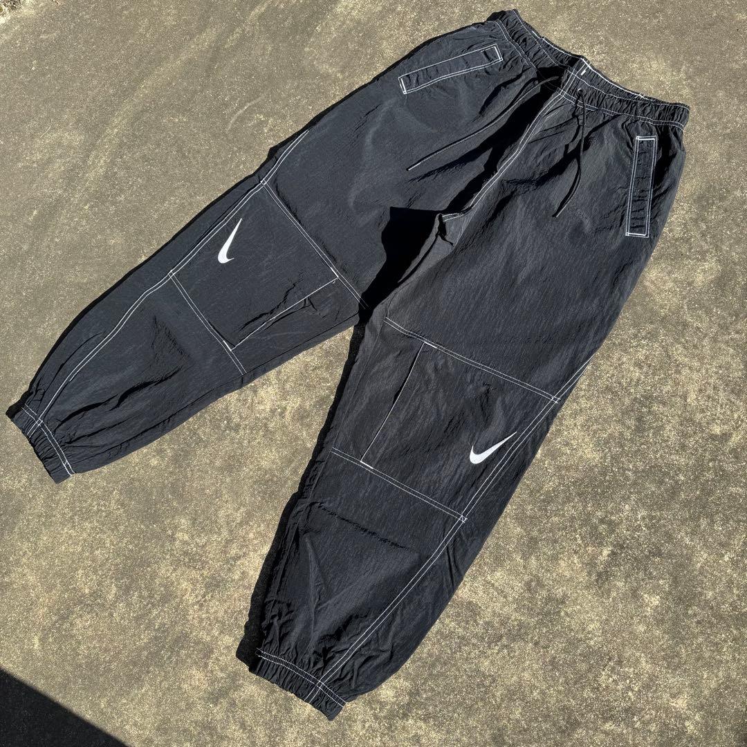 NIKE ナイキ スウッシュ ナイロンパンツ ステッチ トラックパンツ クロ M