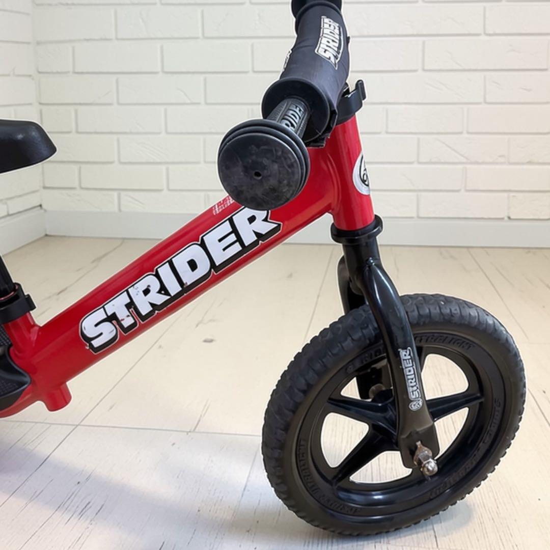人気モデル❣️ STRIDER ストライダー 赤 バランスバイク 動作OK