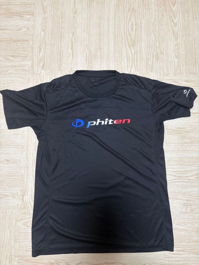 phiten tシャツ XOサイズ(美品)