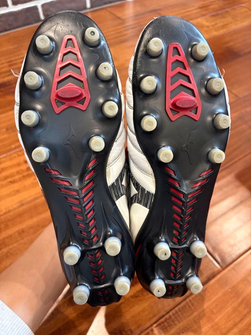 Mizuno サッカーシューズ・スパイク ホワイト/レッド