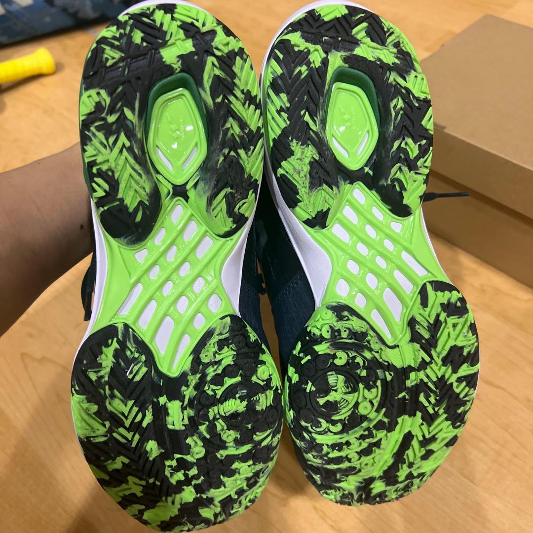 Mizuno WAVE CLAW 4E バドミントンシューズ26.0