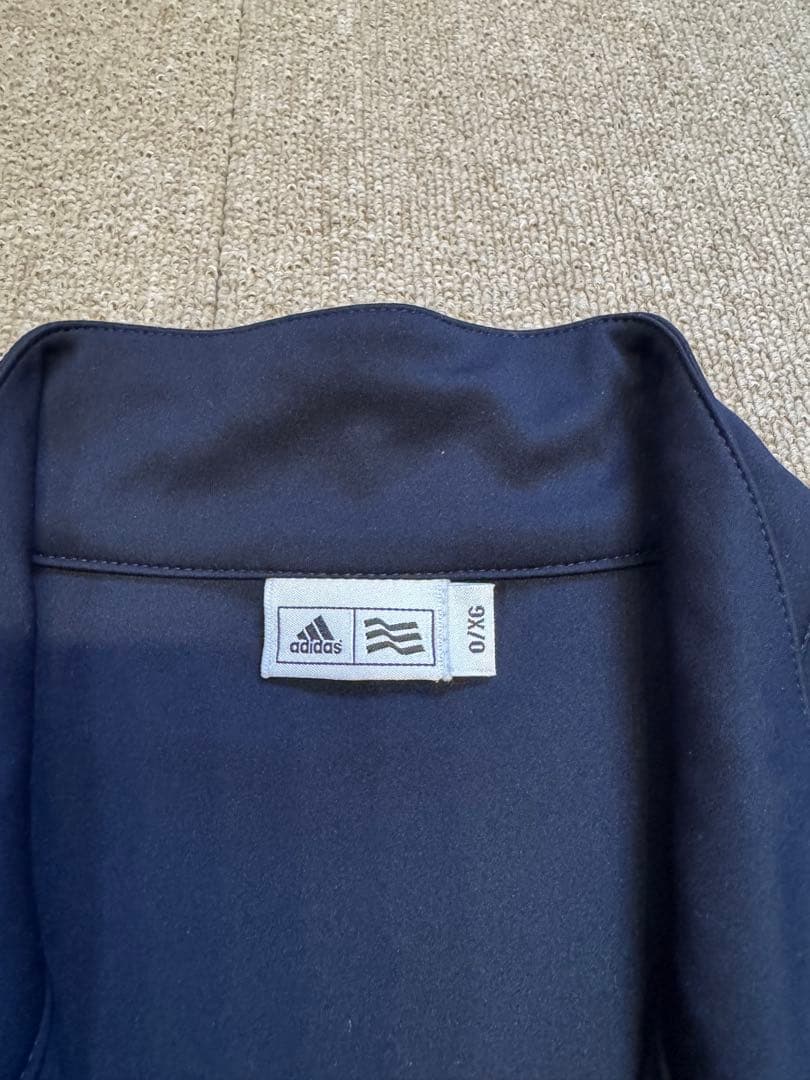 adidas ネイビー/イエロー 半袖ジャケット