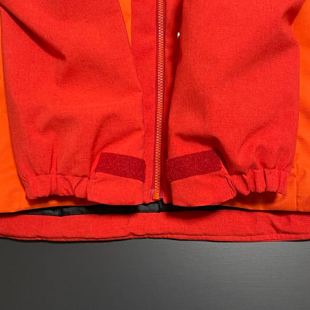 極美品 DESCENTE デサント スキージャケット 中綿 撥水 メンズ M