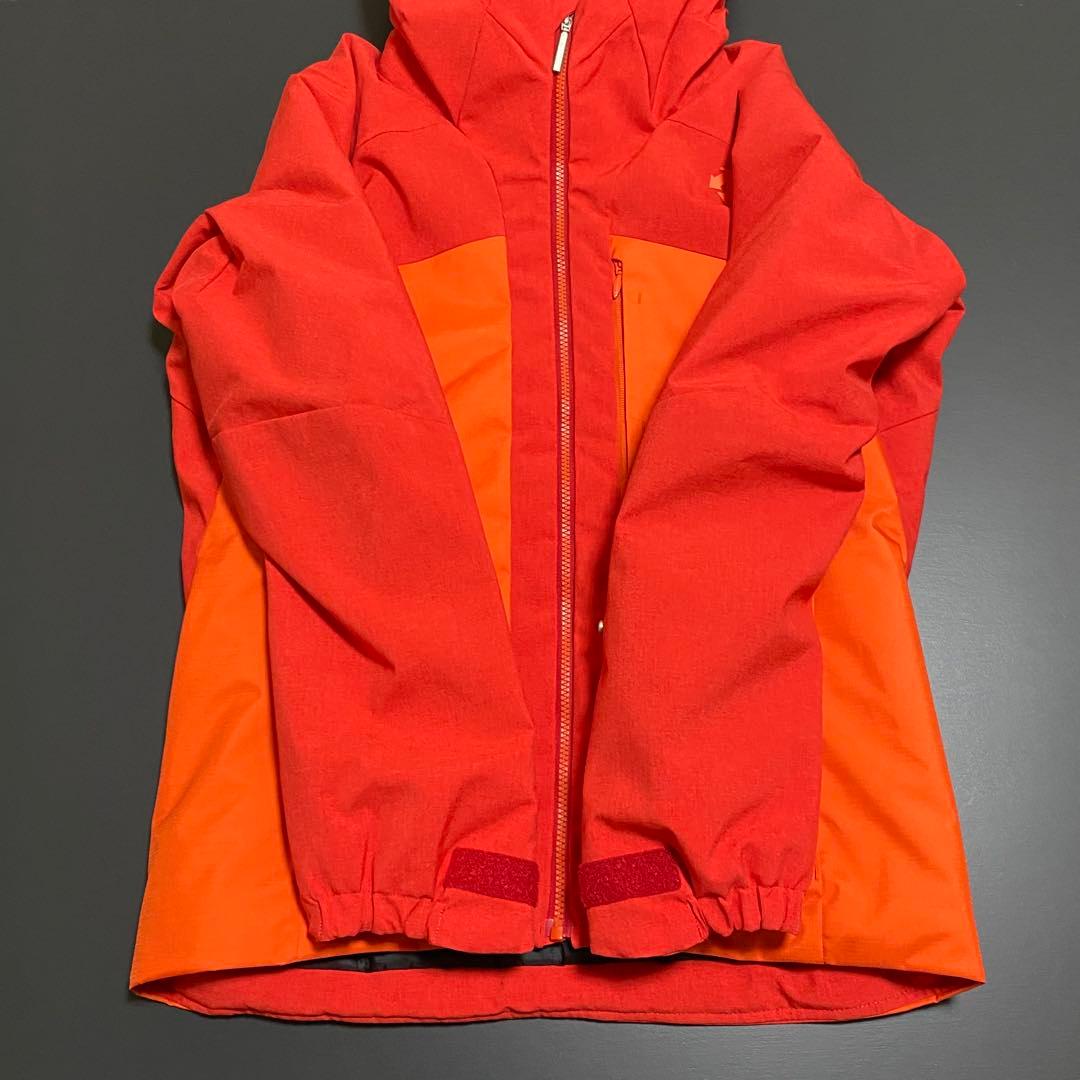 極美品 DESCENTE デサント スキージャケット 中綿 撥水 メンズ M