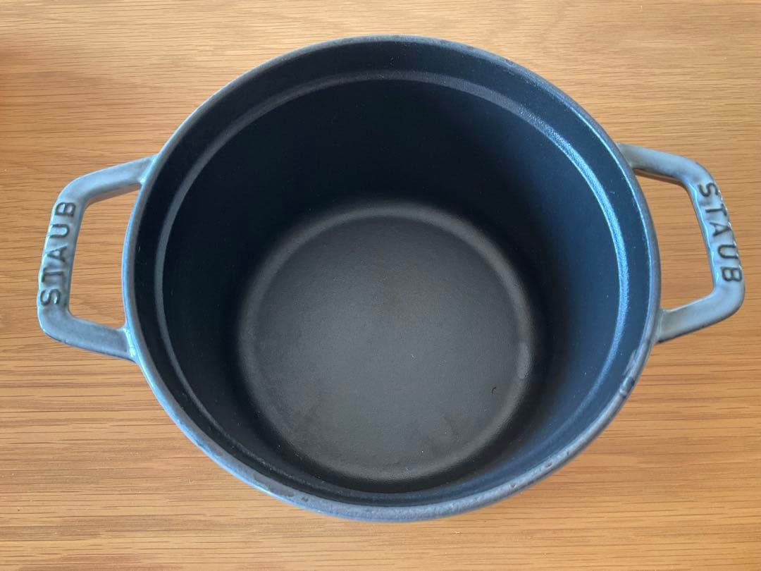 staub（ストウブ） ピコ・ココット ラウンド 16cm グレー