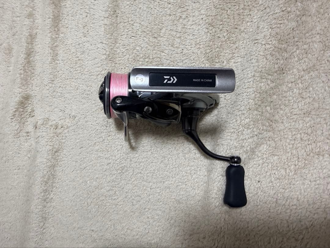 DAIWA 18CALDIA LT2000S スピニングリール