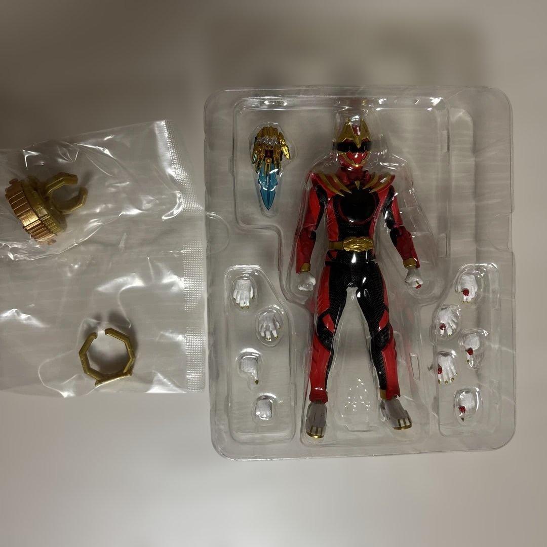 S.H.Figuarts ゴジュウウルフ（初回限定センタイリング付属版）