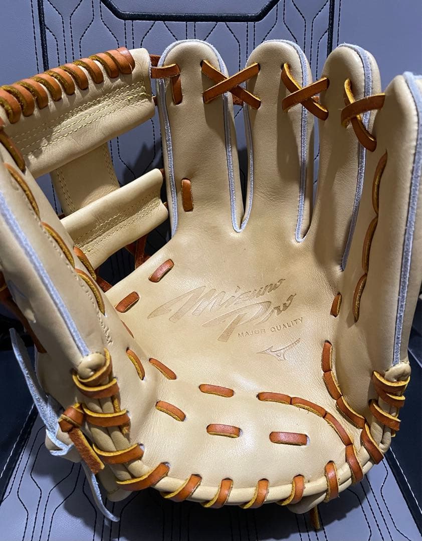 ミズノプロ 硬式内野手用グラブ テネイシャスプロエリート ブロンド レザリオ型付