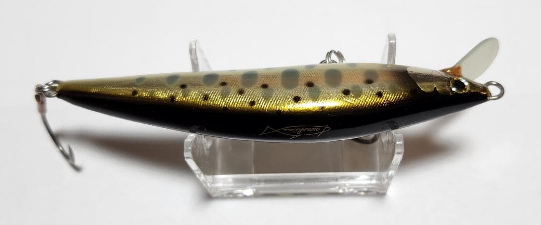 バスデイ川島氏　ハンドメイド　バルサミノー