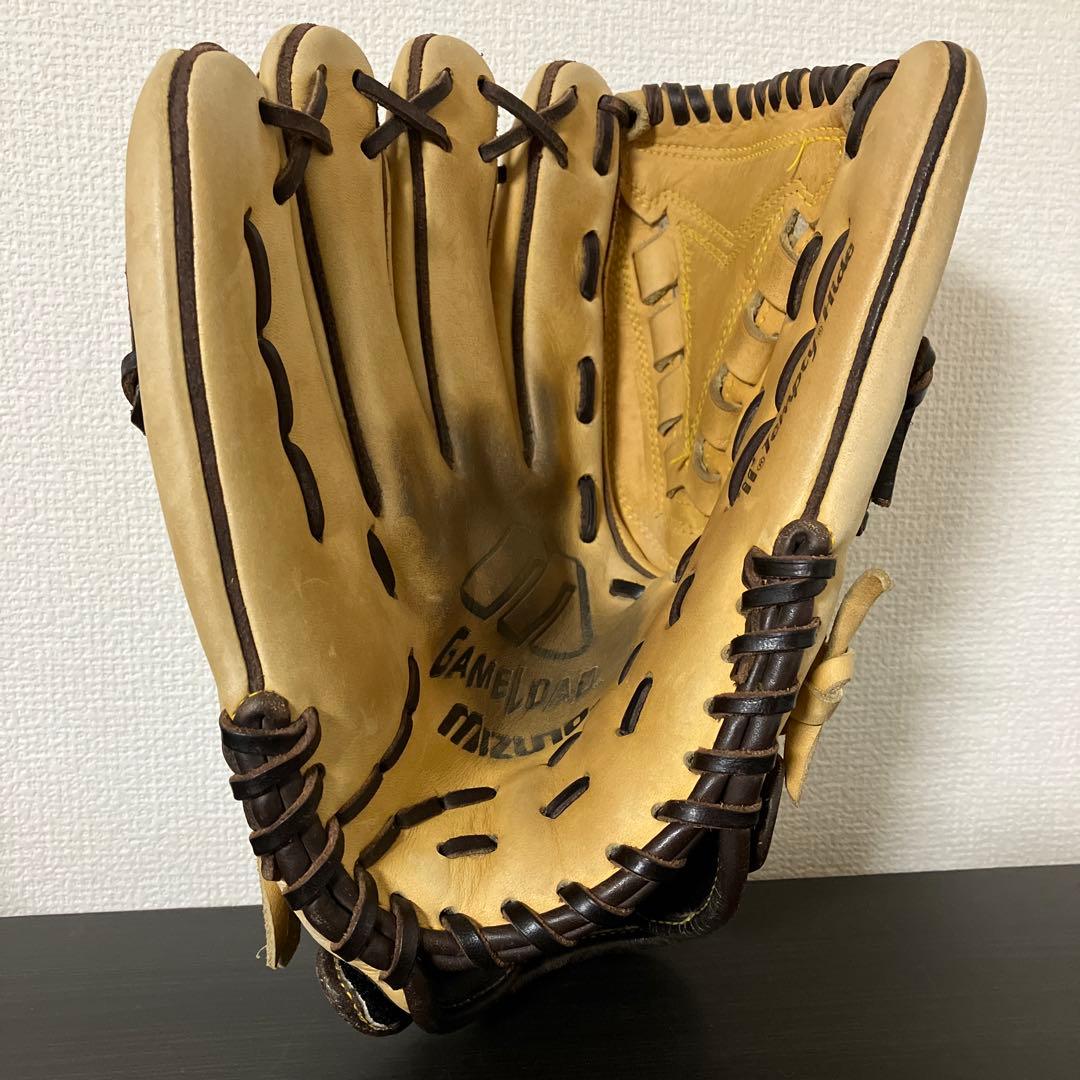 ミズノ 軟式グローブ / 内野手用 型付け済み (mizuno グラブ)左利き用