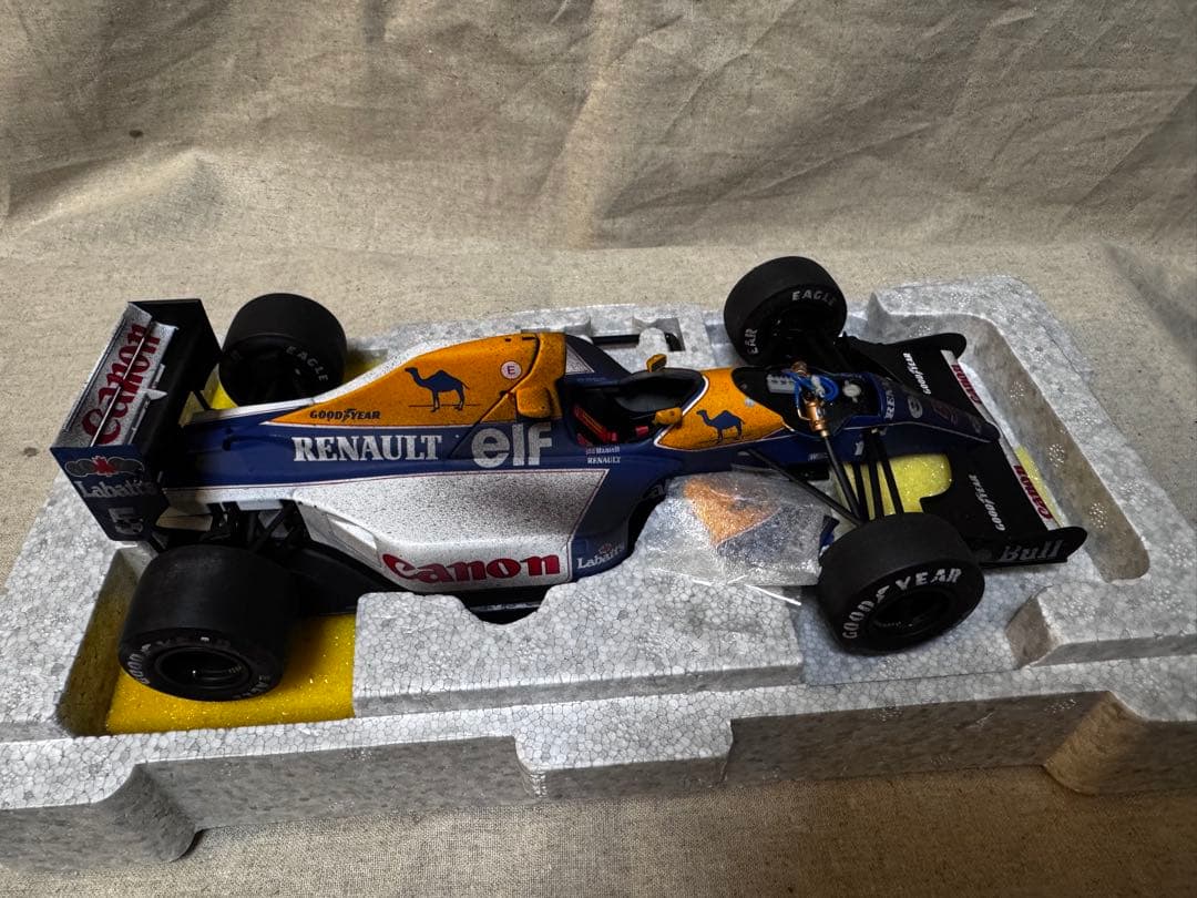 ミニカー Exoto 1/18 Williams FW14B