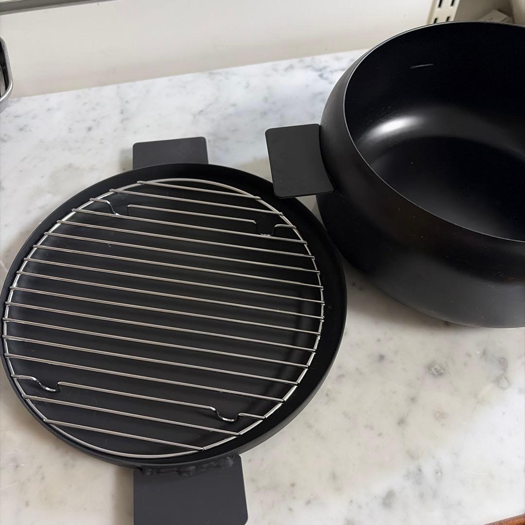 ツレヅレハナコ×オレンジページ「ふたつき鉄製揚げ鍋 18cm」