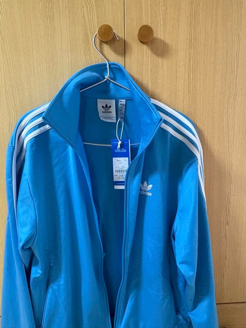 adidas ライトブルー ジャージジャケット