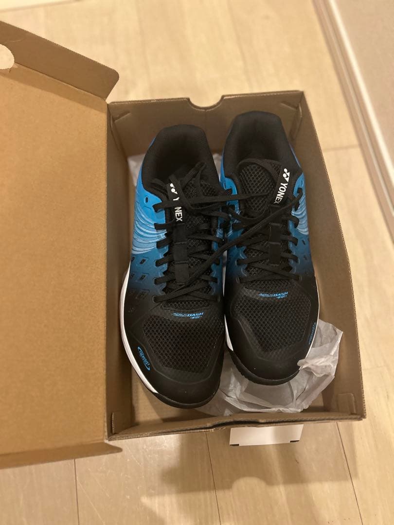 YONEX エアラスダッシュ 4ワイド 28cm