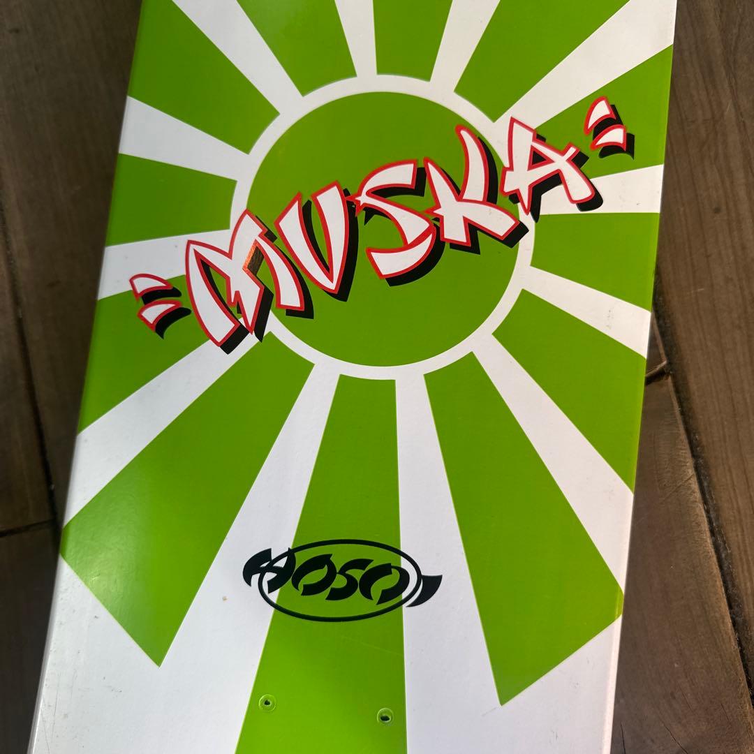 HOSOI スケボーデッキ　MUSKA 8.5×32インチ定価¥11,000