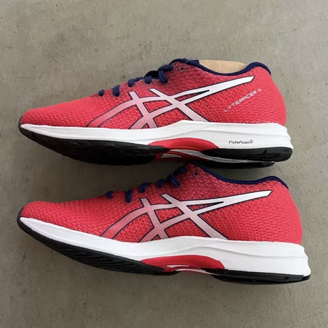 新品未使用　asics アシックス　23.0　ライトレーサー4