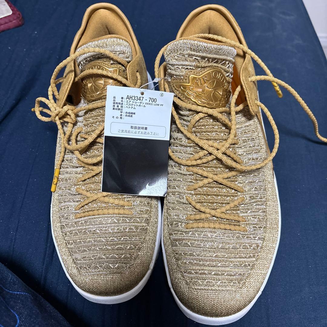 Air Jordan 32ベージュ シューズ