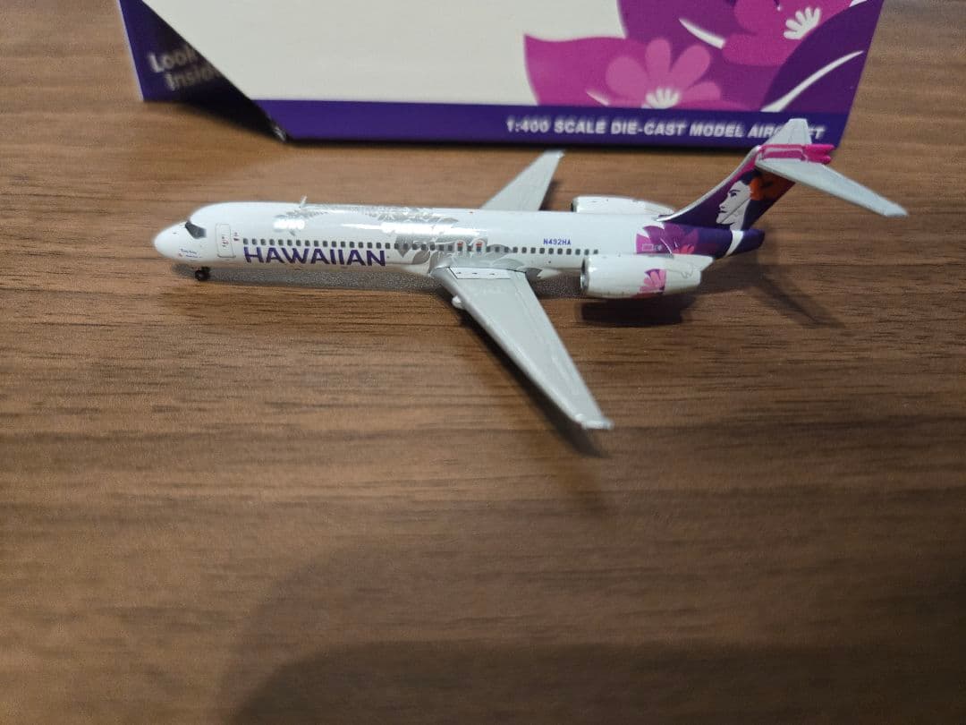 ハワイアン航空 B717-200 N492HA 1/400