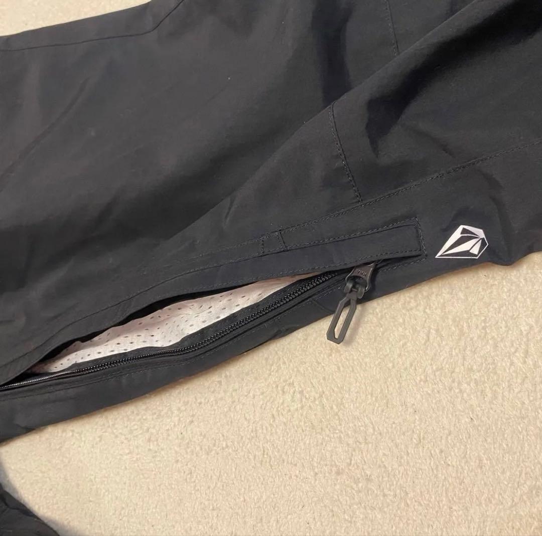 【美品】VOLCOM ボルコム GORE-TEX スノーボードパンツ