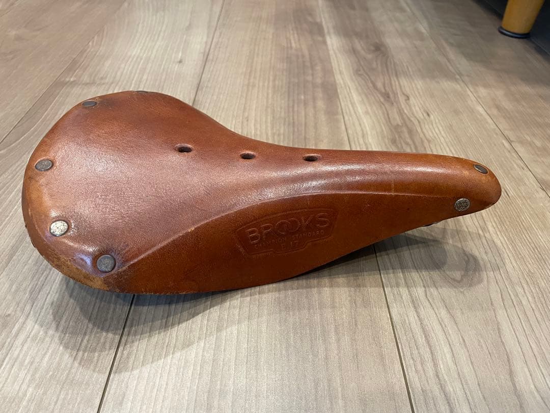 Brooks レザーサドル ブラウン　B17