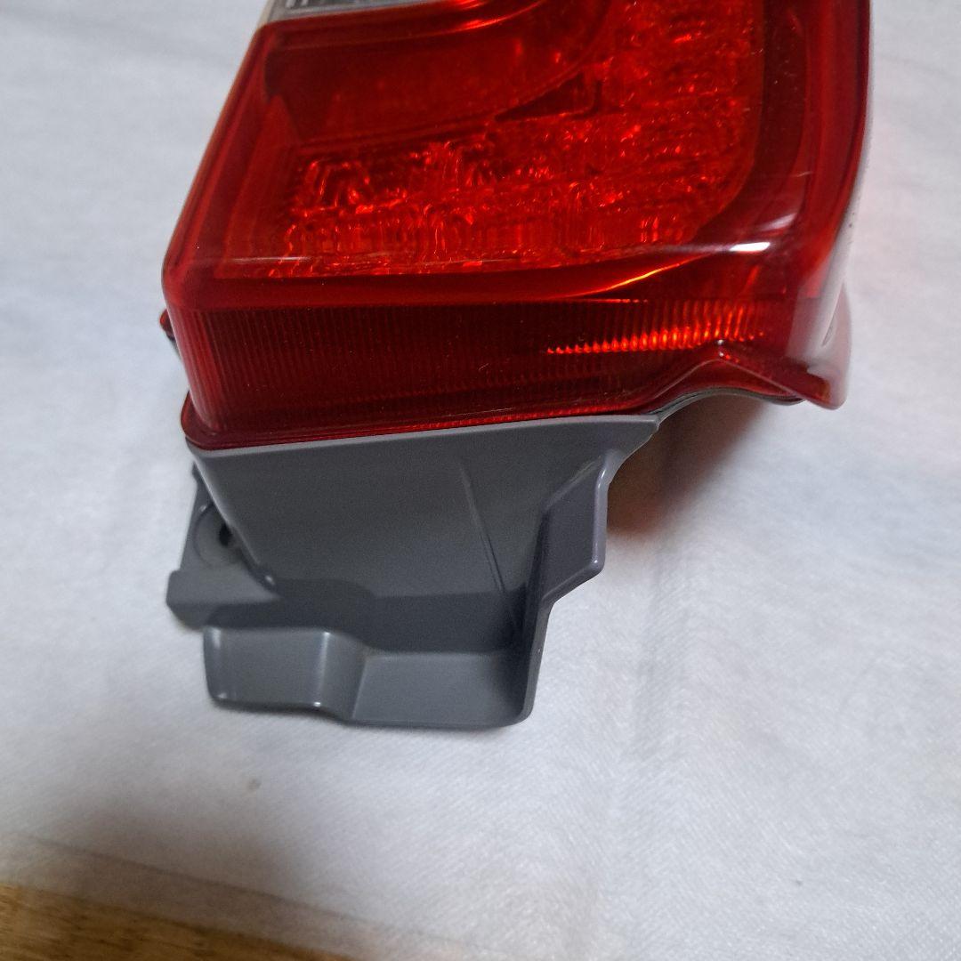 ダイハツ★タント★タントカスタム★LA600S ★LED テールランプ★左★良品