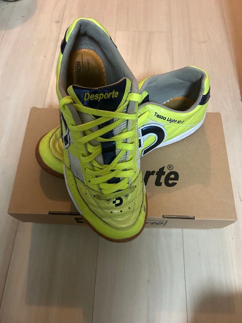 26.0センチDesporte テッサライト トレーニングシューズ