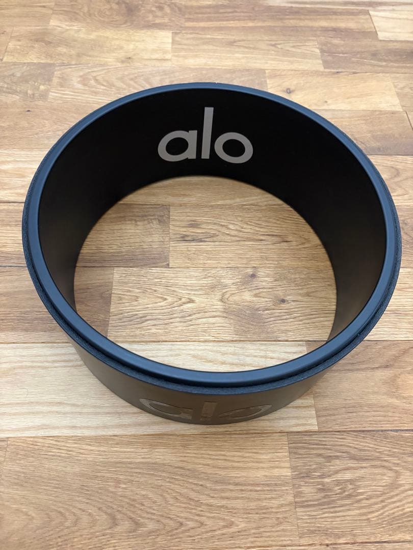 ALO YOGA ヨガホイール　BEND IT YOGA WHEEL