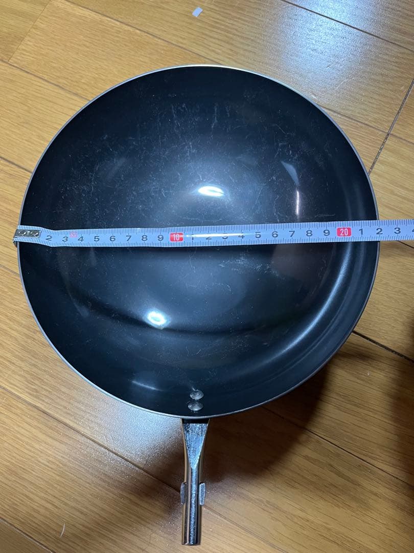 ヨコザワテッパン　中華鍋　おやじキャンプ飯