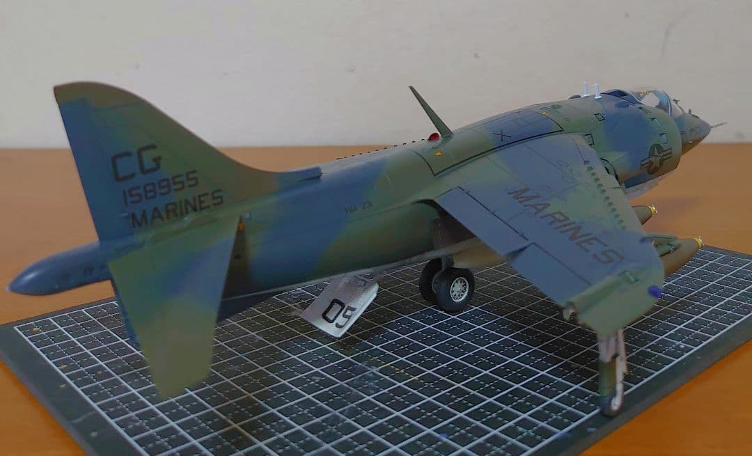 1/48 ホーカーシドレー AV-8A ハリアー 戦闘機