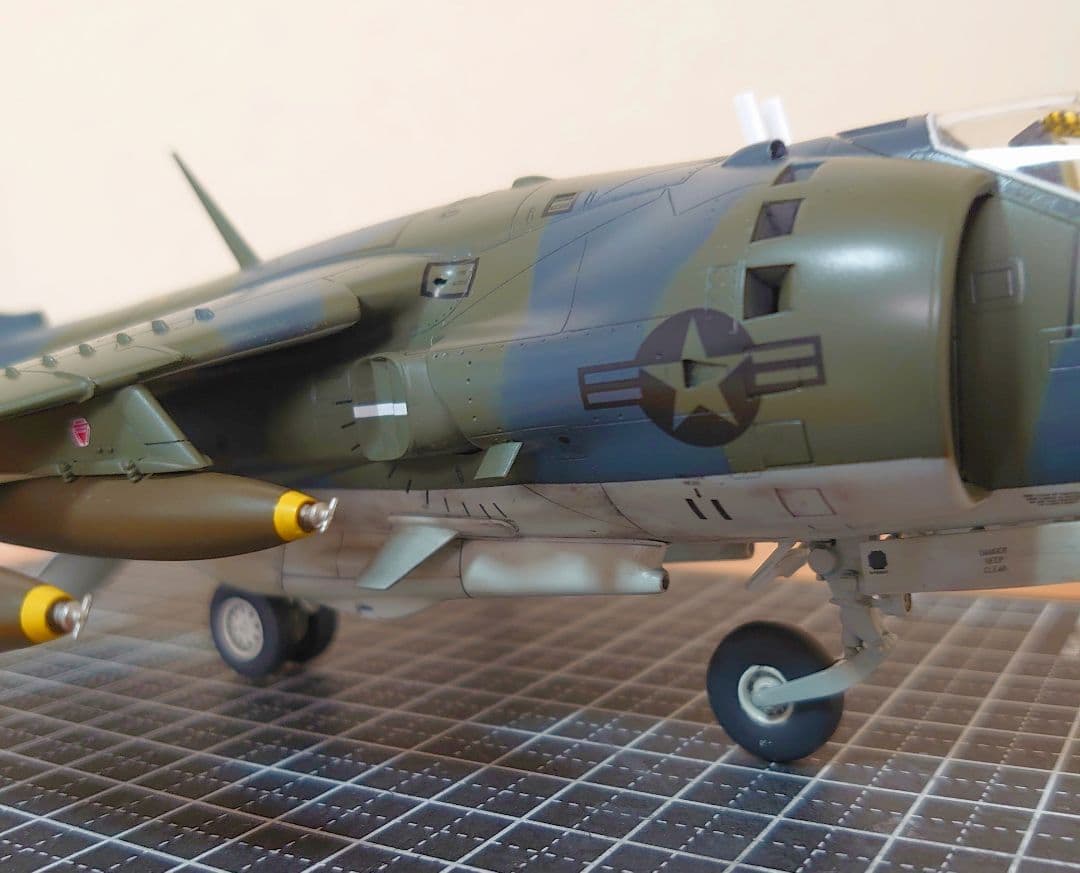 1/48 ホーカーシドレー AV-8A ハリアー 戦闘機