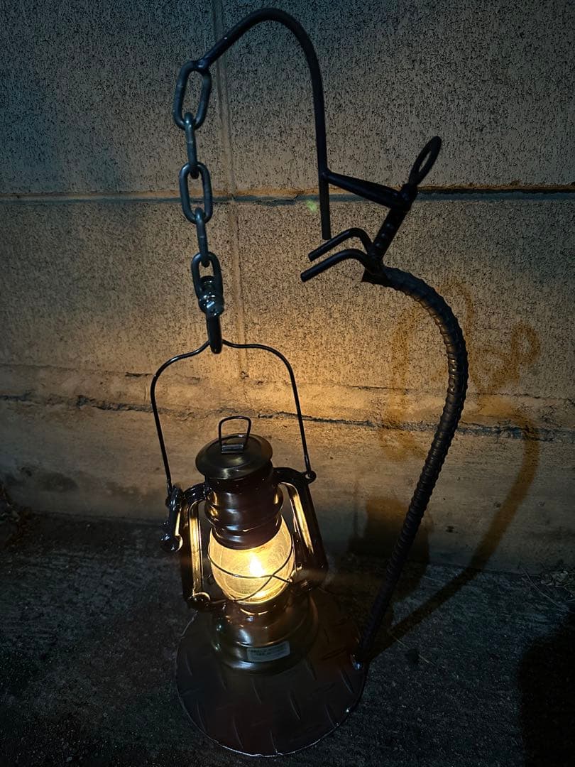 金属製ランタンスタンド